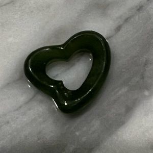 Tiffany Elsa Peretti vintage green jade open heart pendant.
